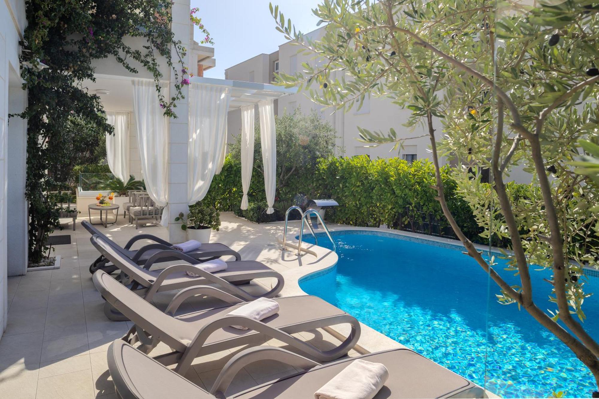 מאקרסקה Villa Luka מראה חיצוני תמונה